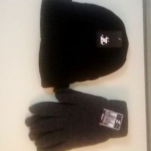 Hat & Gloves